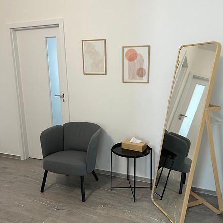 Ren Apartment Зноймо Экстерьер фото